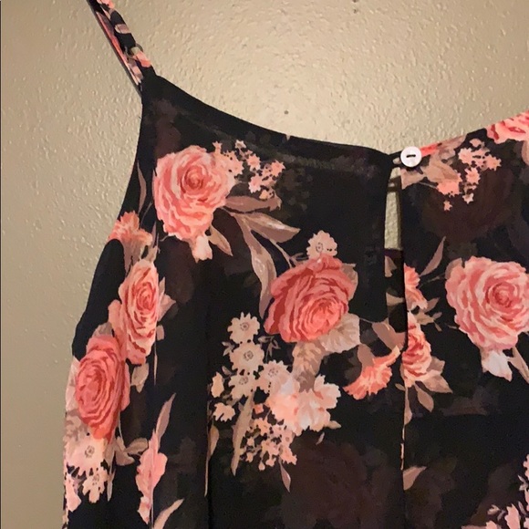 Forever 21 Floral Tank - Picture 4 of 4